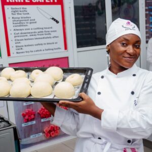 CAKE BAKING ART CERTIFICATE (MASTERCLASS)